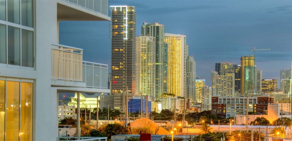 Real Living Hotel Residence Miami Exterior photo